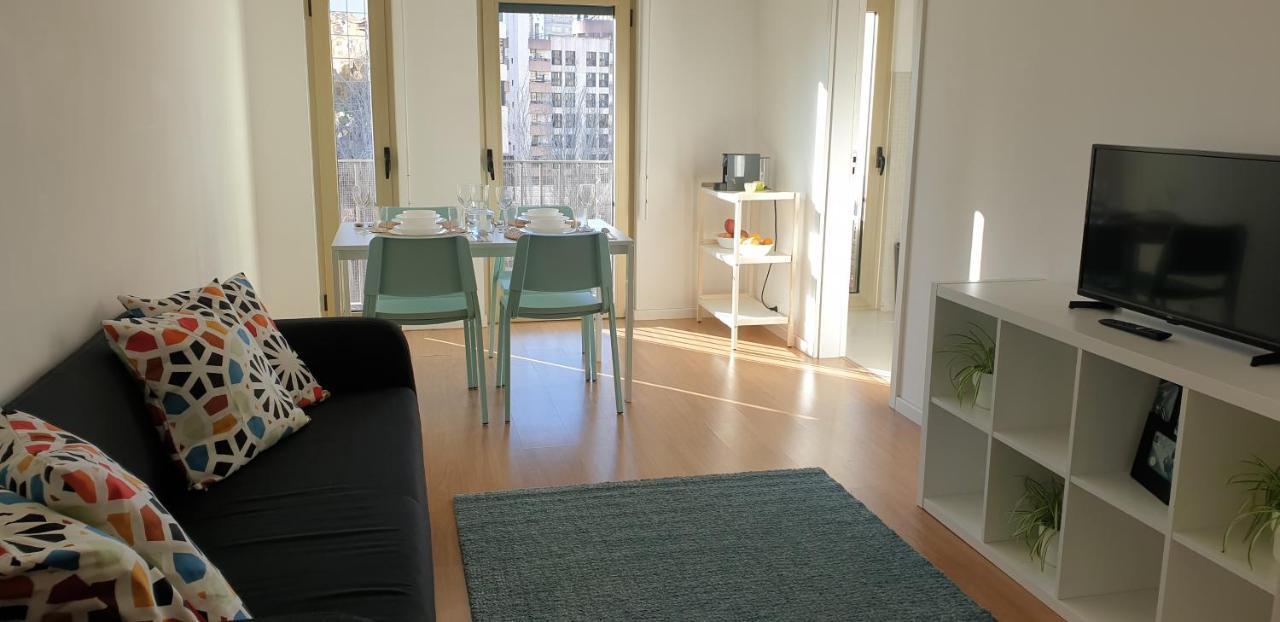 شقة 5Min Walk From Subway Station & Free Parking Lisboa المظهر الخارجي الصورة
